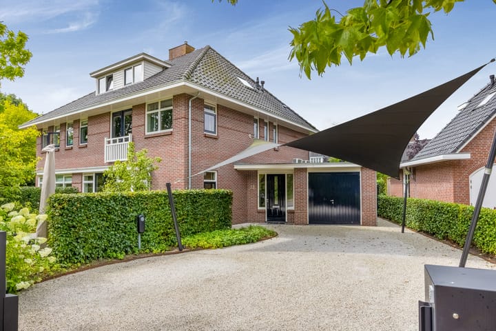 Hanrathsingel 23 in Laren foto