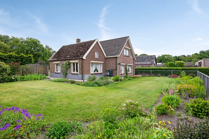 Harm Aartsweg 19 in 't Loo Oldebroek foto