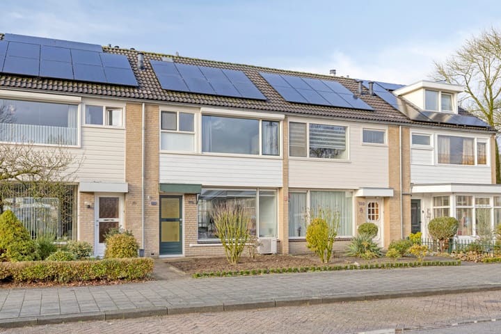 Harmoniestraat 104 in Helmond foto