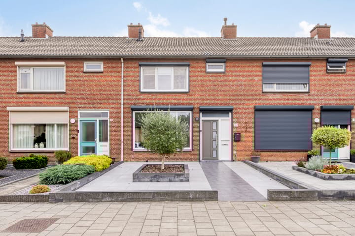 Harmoniestraat 9 in Helmond foto