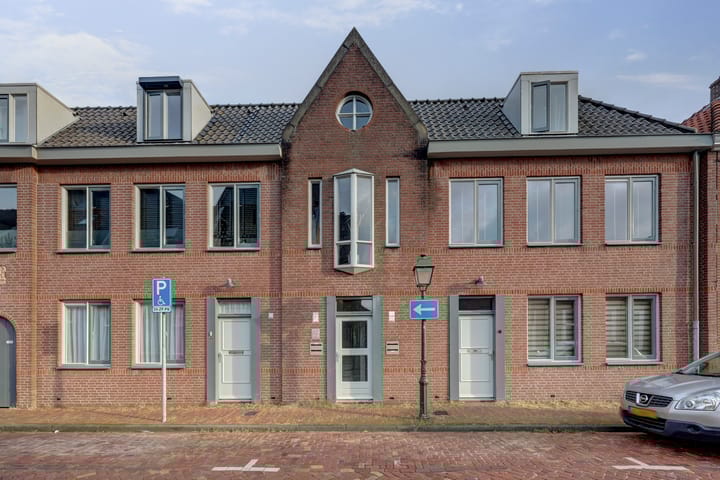 Havendijkstraat 24 in Geertruidenberg foto