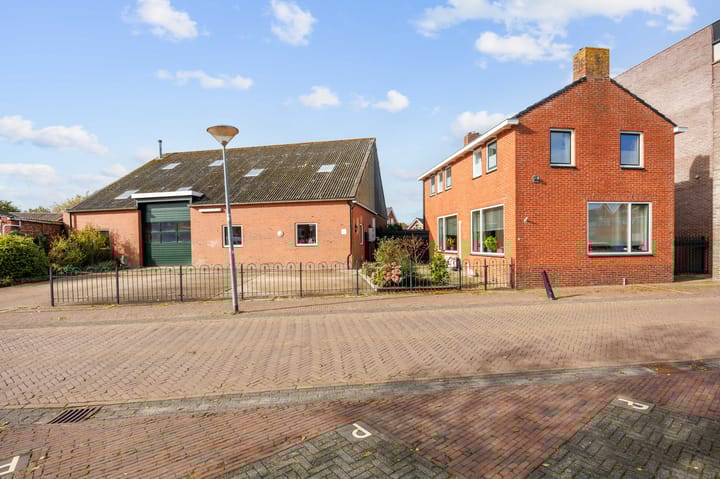 Havenweg 2 in Uithuizen foto