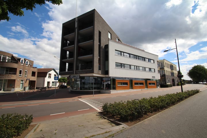 Havenzicht 10 in Maasbracht foto