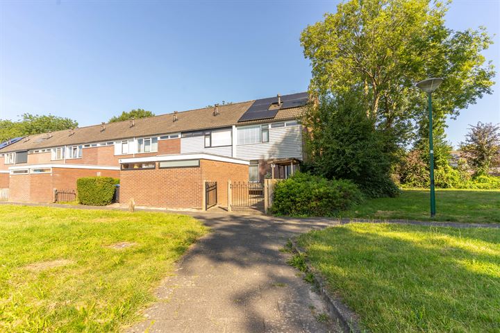 Haydnplantsoen 17 in Bunschoten-Spakenburg foto