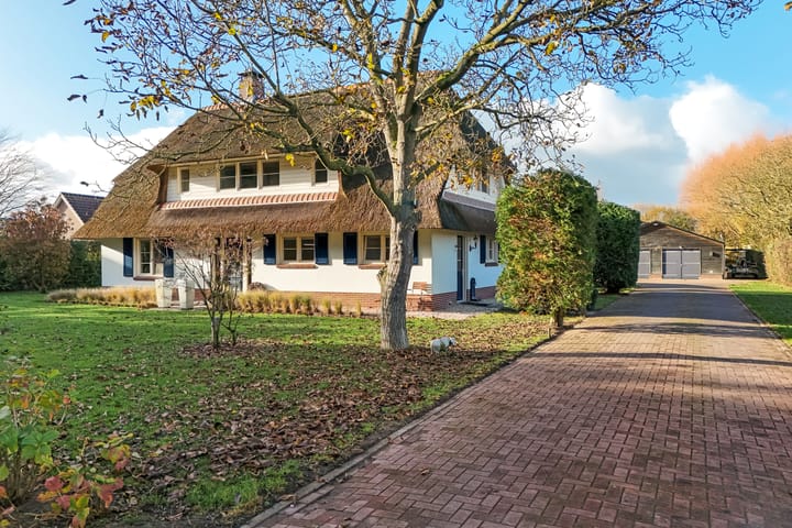 Hazekamp 4 in Huissen foto