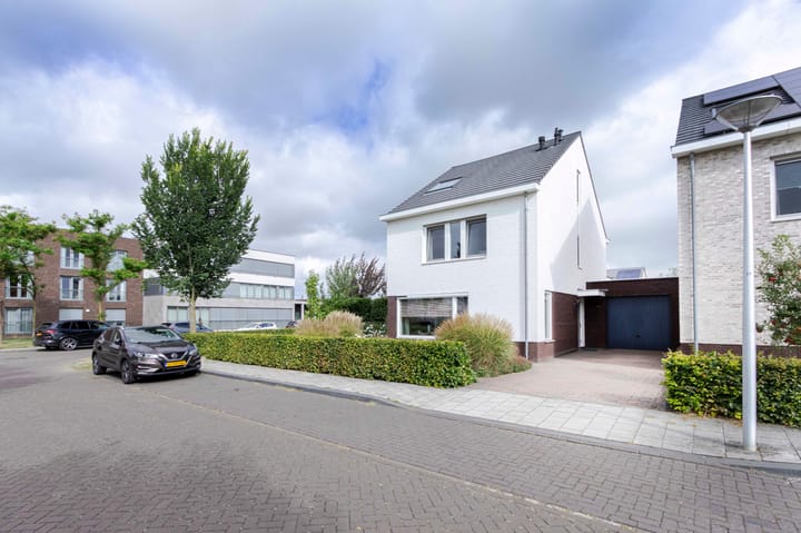 Hazelaarhoven 20 in Maastricht foto