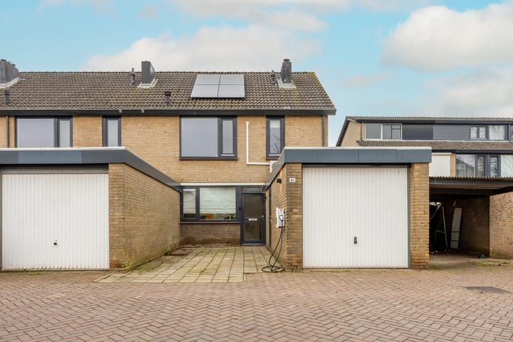 Hazeleger 91 in Cuijk foto