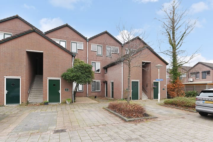 Hazelnootgaarde 8 in Zoetermeer foto