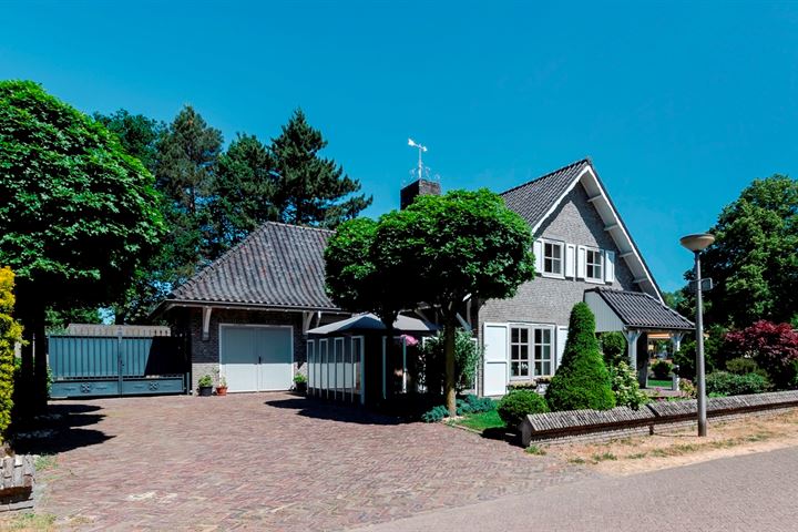 Hazenakkerstraat 1 in Oss foto