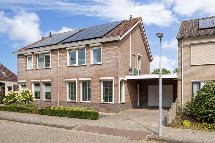 Hazenbos 29 in Hedel foto