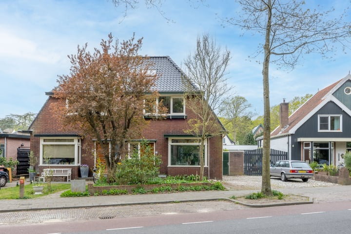 Heerenweg 137 in Heiloo foto