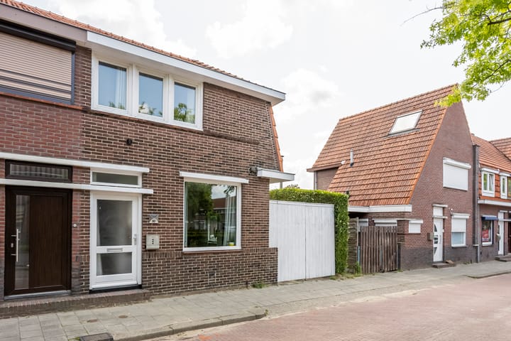 Heerenweg 92 in Heerlen foto