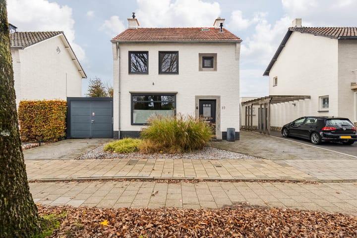 Heerlenerweg 27 in Sittard foto