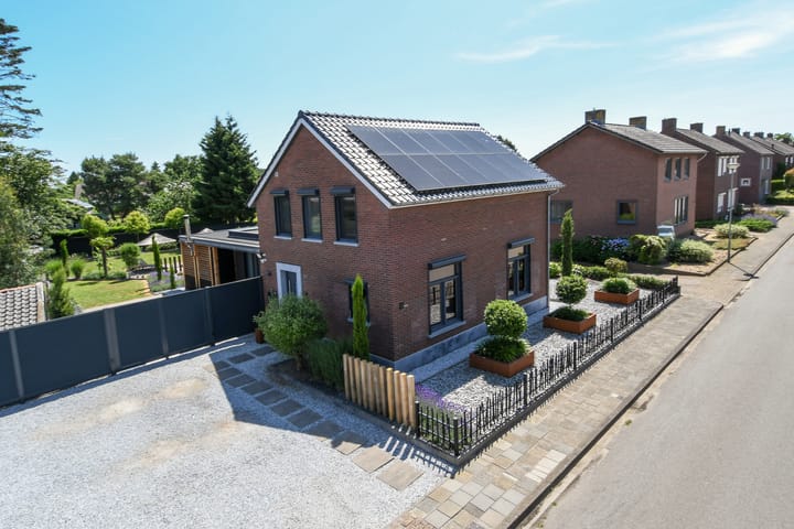 Heerweg 35 in Buggenum foto