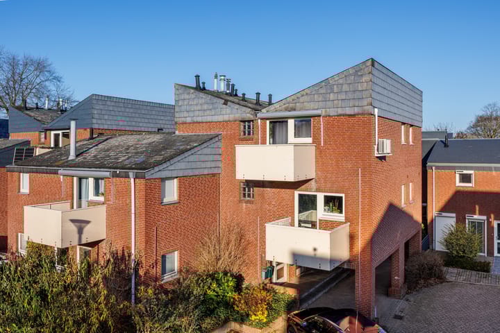 Heidehof 27 in Gennep foto