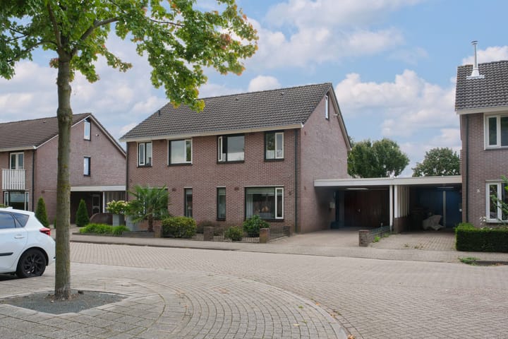 Heijen 5 in Almelo foto