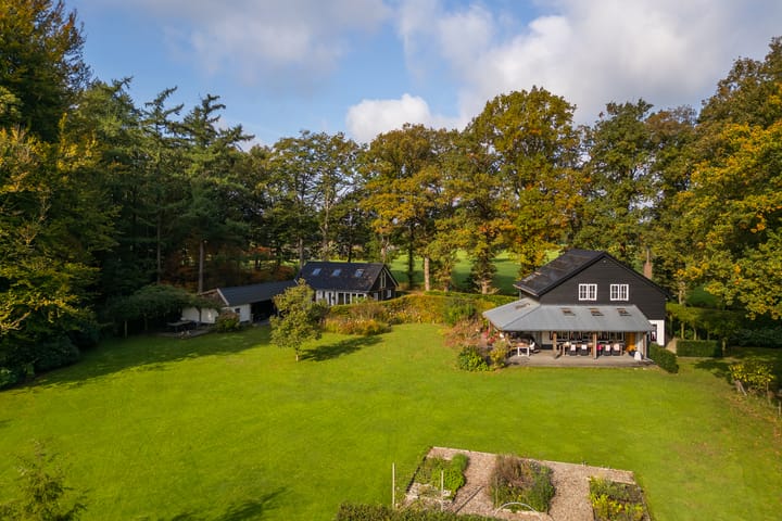 Heijendaalseweg 2 in Vorden foto