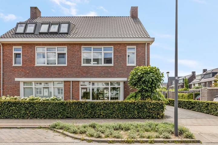 Foto van woning Heinrich Böllstraat 22, Nijmegen