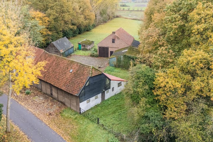 Heinsbergsestraat 8 in Oud Gastel foto