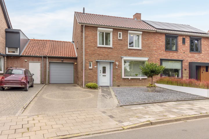 Heinseweg 34 in Sittard foto