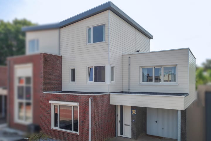 Heldens van de Mortellaan 35 in Beesel foto