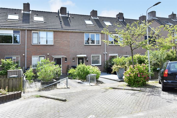 Heliotroop 78 in 's-Gravenzande foto