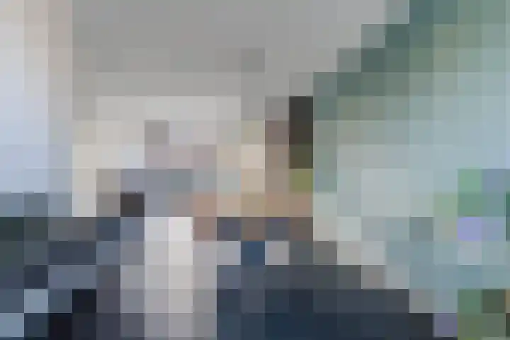 Helleneind 42 Bladel thumbnail 8