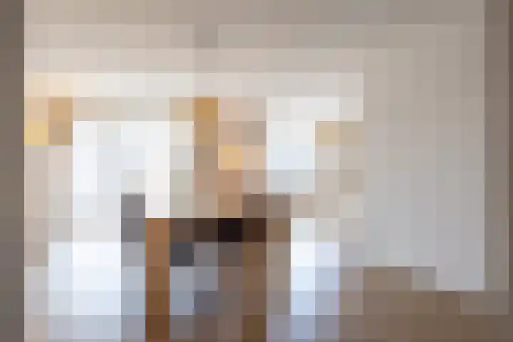 Helmbloem 7 Elsloo thumbnail 15