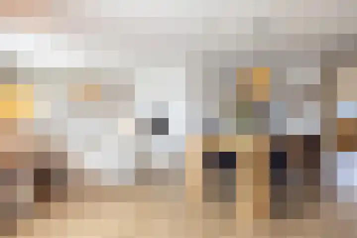 Helmbloem 7 Elsloo thumbnail 16