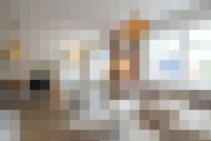 Helmbloem 7 Elsloo thumbnail 19