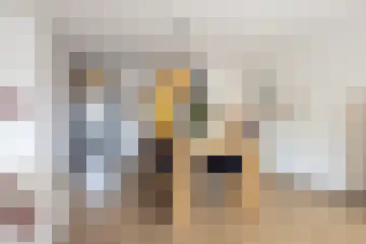 Helmbloem 7 Elsloo thumbnail 21