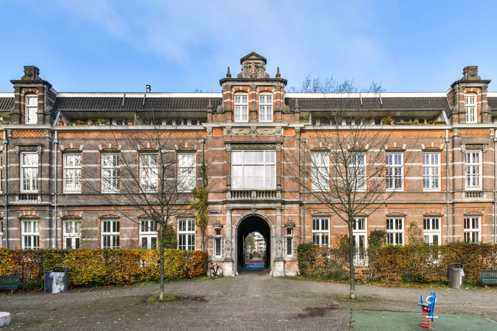 Helmersplantsoen 5 in Amsterdam foto