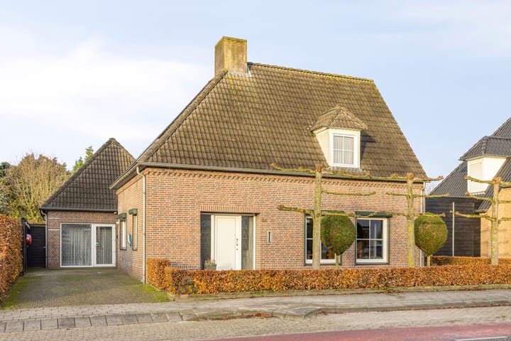 Hemelberg 60 in Asten foto