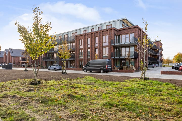 Hemrikkwartier 84-B4 in Emmen foto