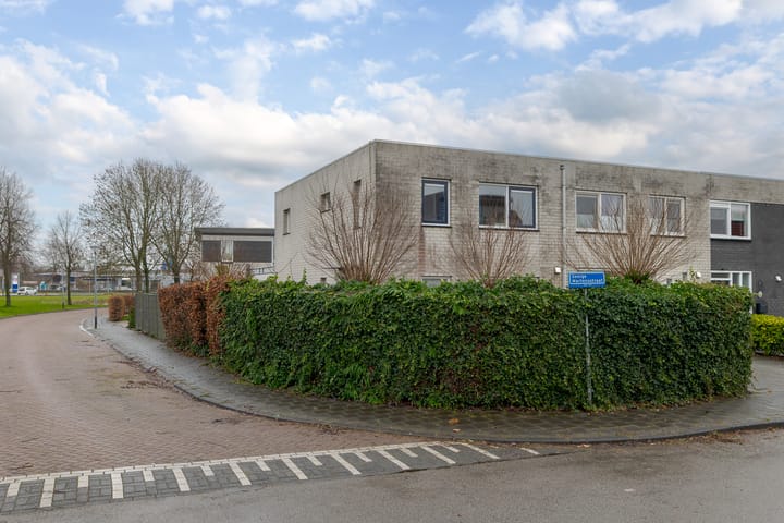 Hendrik de Vriesstraat 1 in Groningen