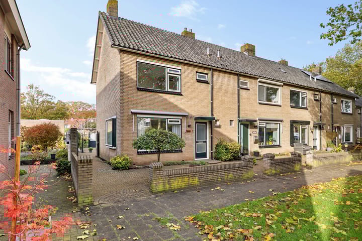 Foto van woning Hendrik de Vroomestraat 1, Steenwijk