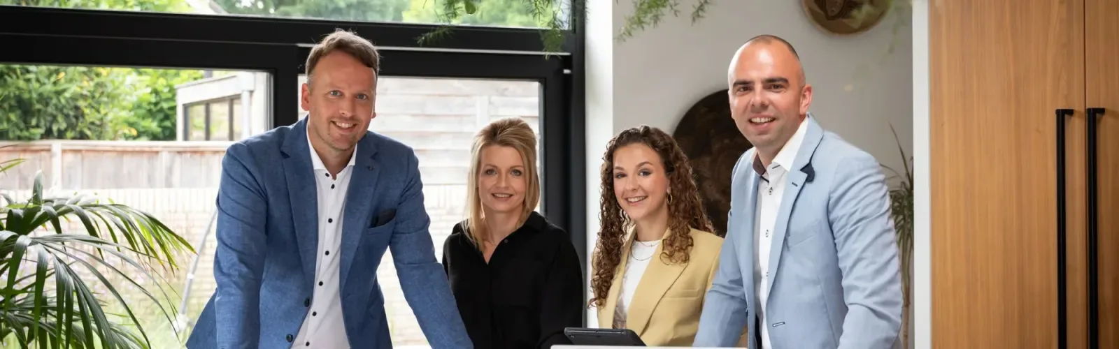 Team foto van Henk Bos Makelaardij