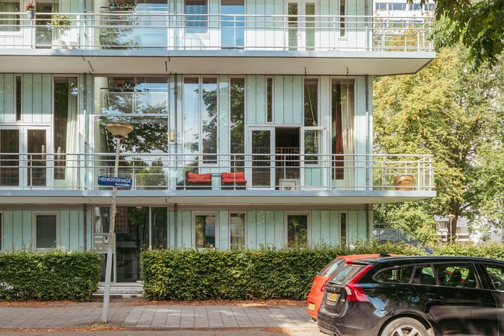 Henkenshage 1A in Amsterdam foto