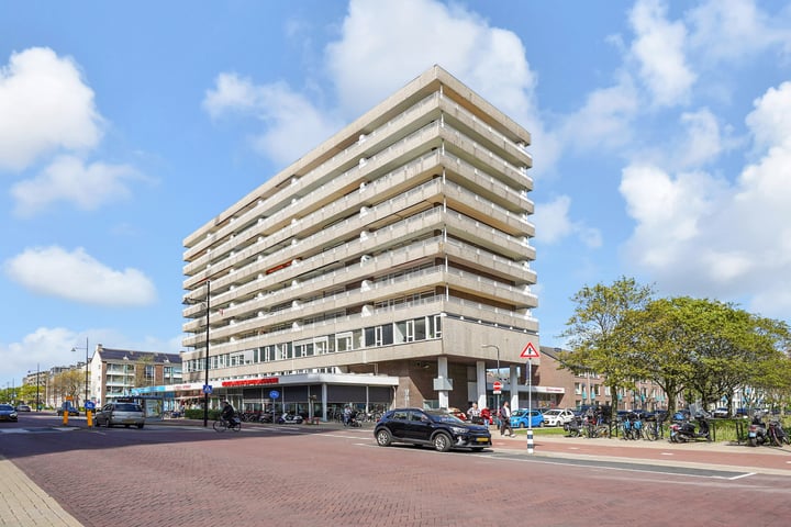 Henri ter Hallsingel 154 in Rijswijk foto