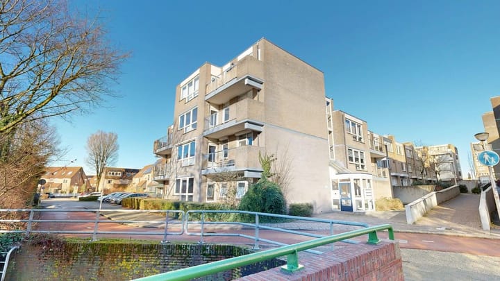 Henry Moorepassage 13 in Capelle aan den IJssel foto