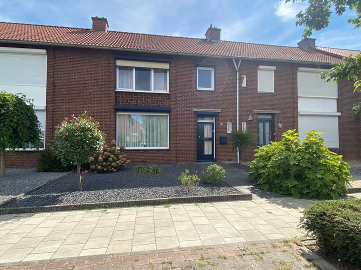 Herderstraat 6 in Echt foto