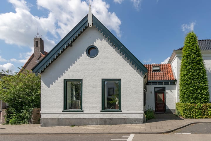 Herenweg 127 in Rijnsaterwoude foto