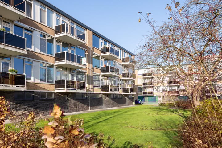 Herman de Manstraat 13 in Ridderkerk foto