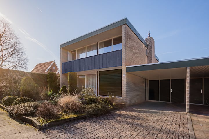 Herman van Halterenstraat 12 in Lichtenvoorde foto