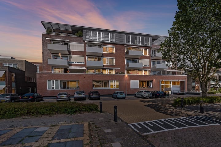 Hermanus Reyntjeslaan 84A in Monnickendam foto