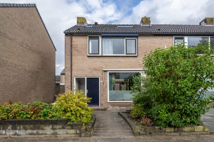 Hertog Jan van Beierenlaan 31 in Nieuwe-Tonge foto