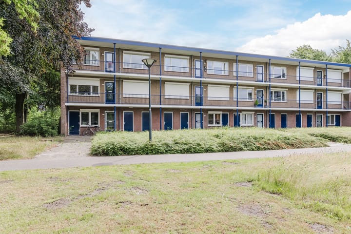 Hertogenlaan 382 in Oosterhout foto