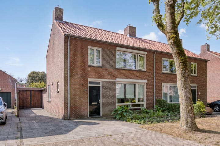 Het Leen 8 in Hooge Mierde foto