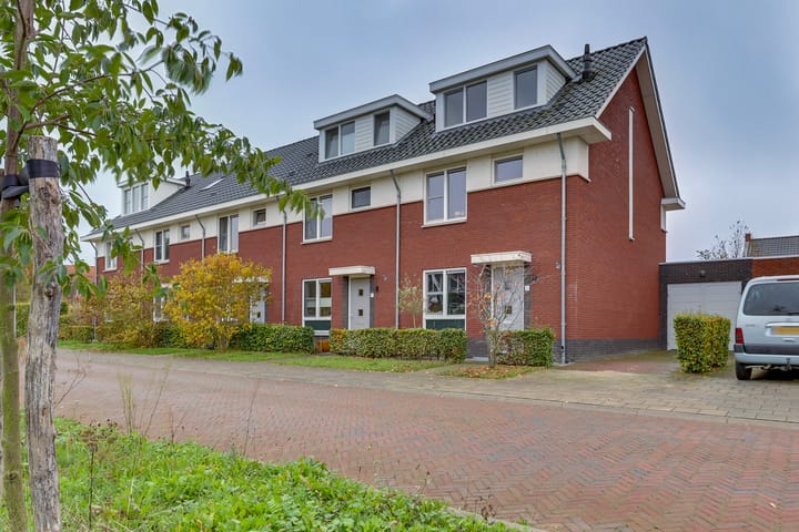 Het Schoneveld 9 in Laren foto