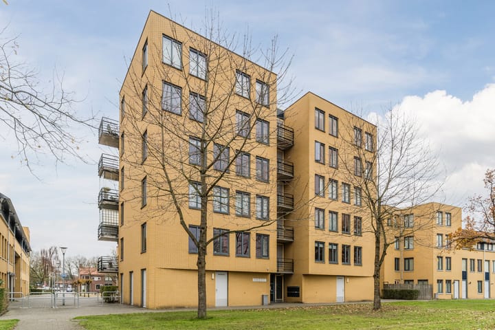 Heusdenhoutsestraat 20-E17 in Breda foto